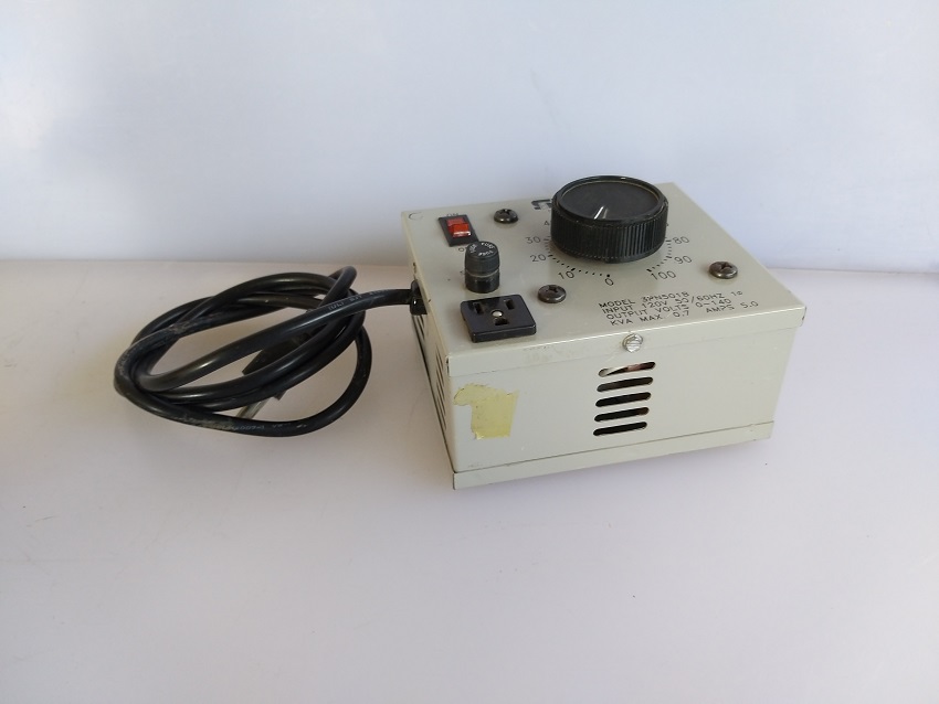 VARIABLE TRANSFORMER 3PN501B STACO