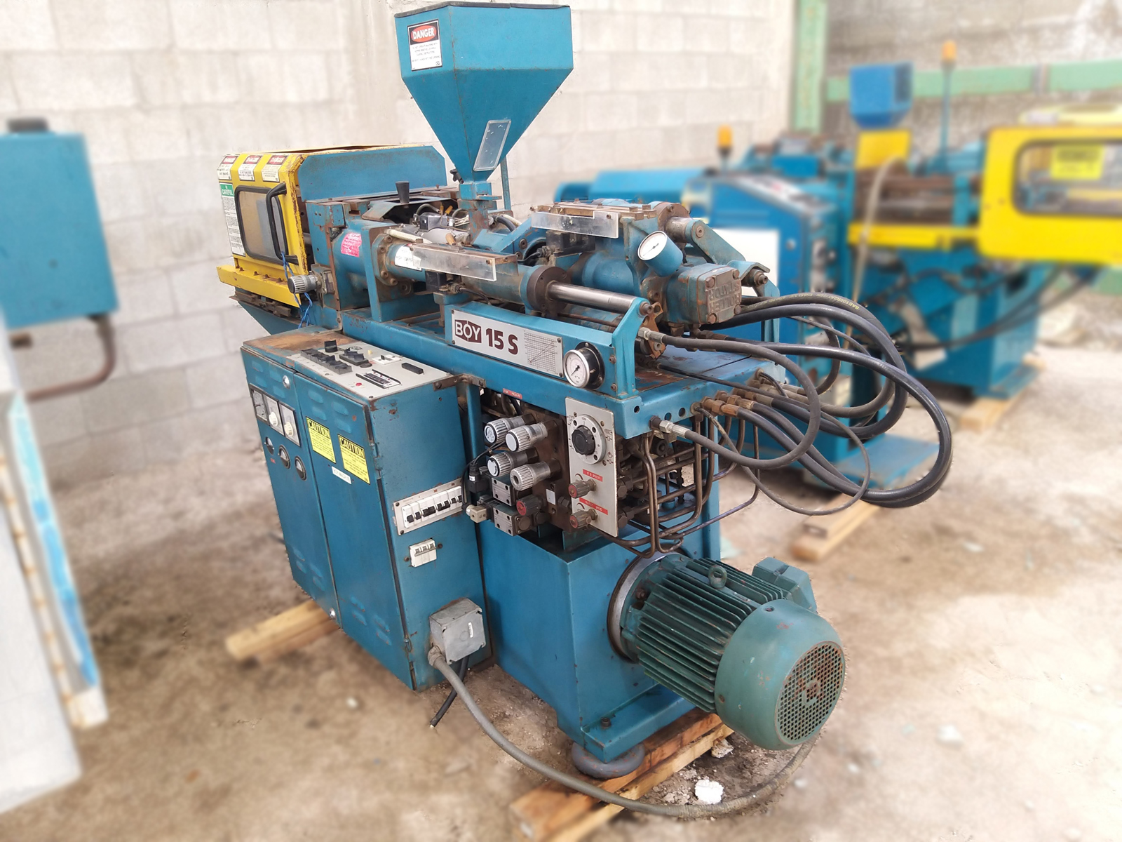 95820094 Injection Molding Machine BOY 15 S BOY MACHINE INC 15 TON