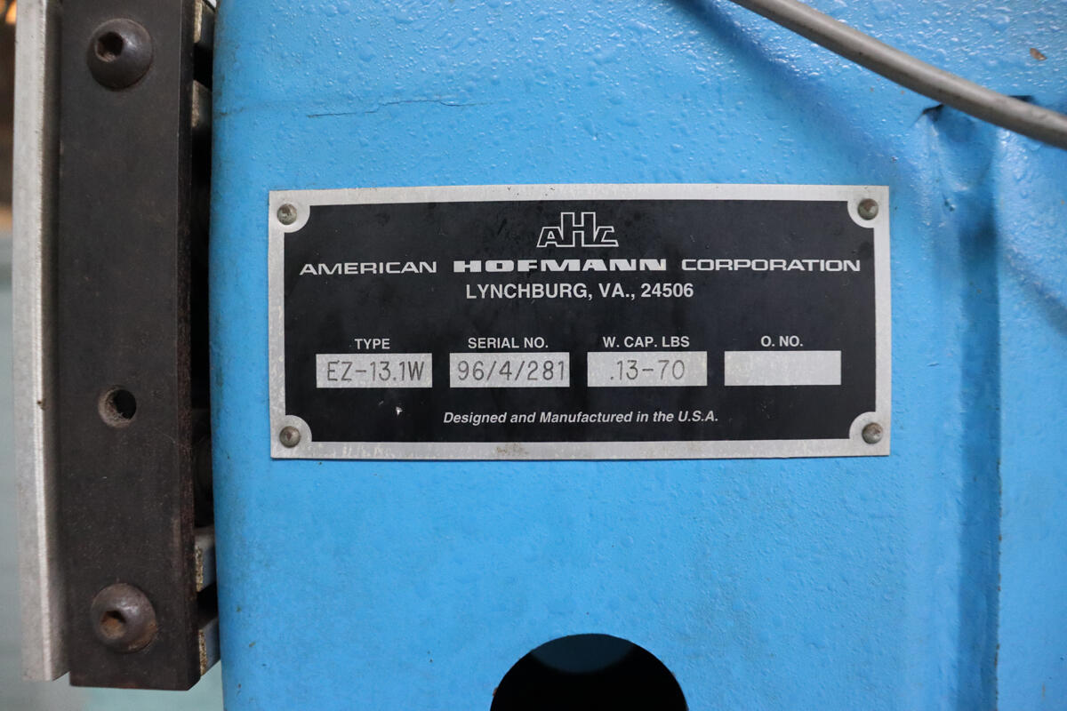 a98cec34f0d503e232f65d2a2f05d9b6.jpg